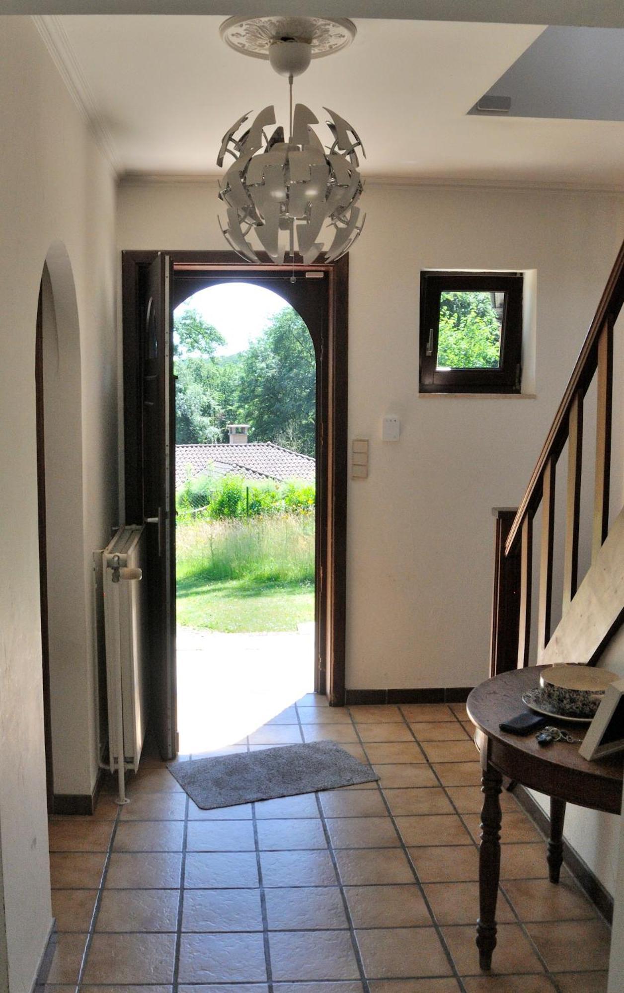Tres Belle Villa 4 Facades Dans Quartier Vert Et Arbore - 5 Kms De Namur  Exterior foto